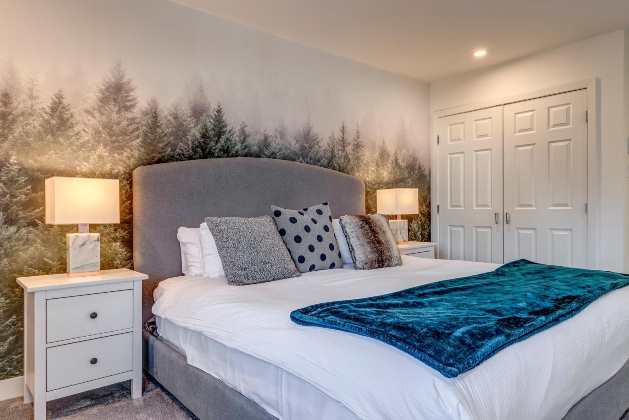 THE LOOKOUT PENTHOUSE // a luxe suite in Whistler Extérieur photo